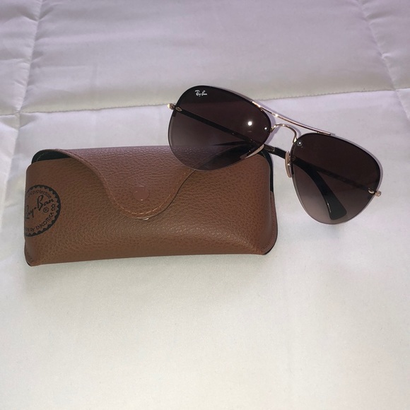 Ray-Ban Accessories - BRAND NEW Aviator RayBan Sunglasses w/ Case